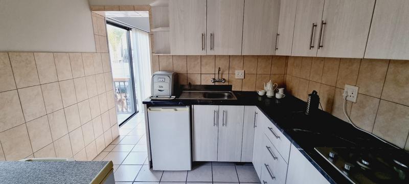 4 Bedroom Property for Sale in Menkenkop Western Cape